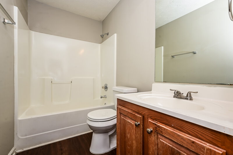 3,210/Mo, 609 Mohawk Circle Stockbridge, GA 30281 Bathroom View