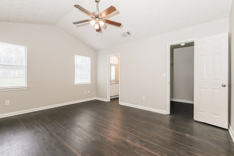 1,900/Mo, 121 Fern Court Hampton, GA 30228 Main Bedroom View 2