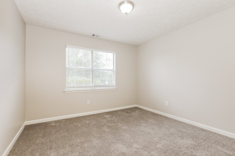 1,900/Mo, 121 Fern Court Hampton, GA 30228 Bedroom View 4