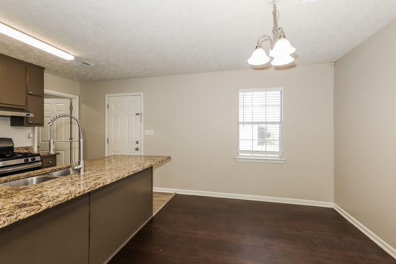 2,710/Mo, 505 Horseshoe Circle Stockbridge, GA 30281 Dining Room View