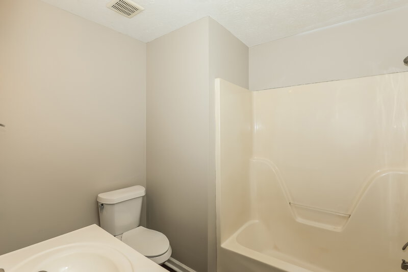 2,710/Mo, 505 Horseshoe Circle Stockbridge, GA 30281 Bathroom View