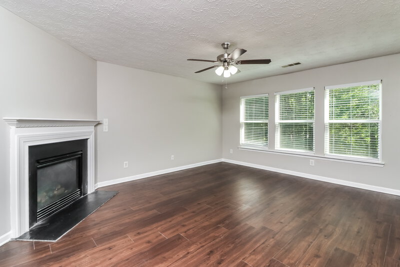 2,195/Mo, 15 Candy Lilly Lane Dallas, GA 30157 Living Room View
