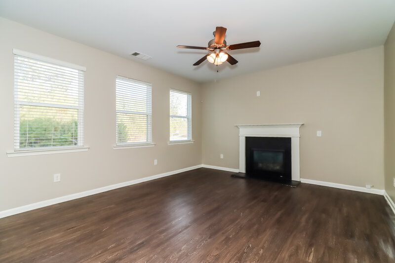 1,870/Mo, 211 Susie Creek Lane Villa Rica, GA 30180 Living Room View