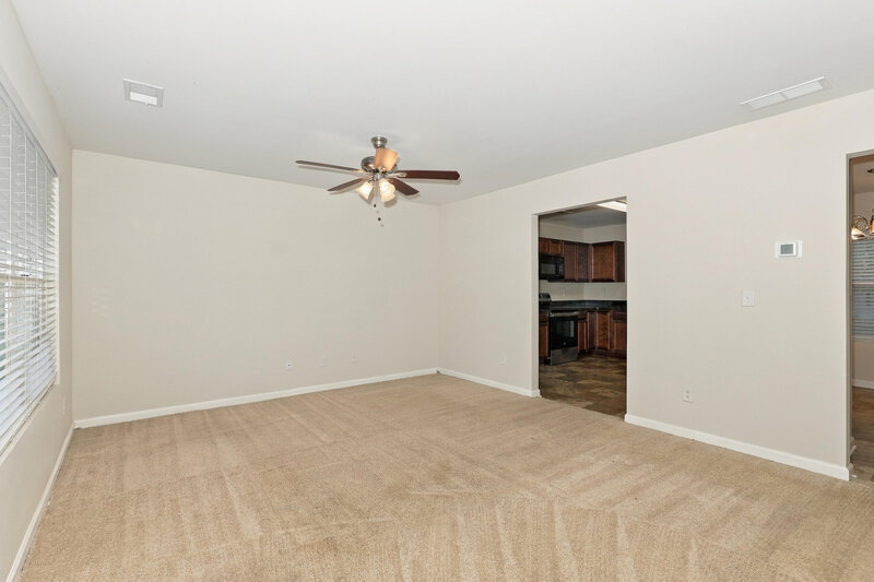 1,850/Mo, 1407 Shadow Creek Ave Hampton, GA 30228 Living Room View