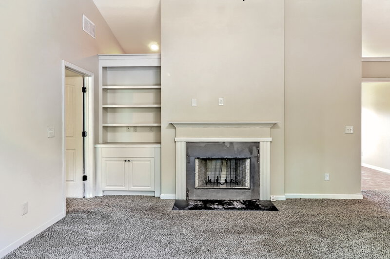 2,290/Mo, 100 Comet Ct Dallas, GA 30157 Living Room View