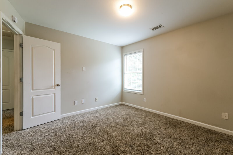 2,230/Mo, 6522 Grand Hickory Dr Braselton, GA 30517 Bedroom View 2