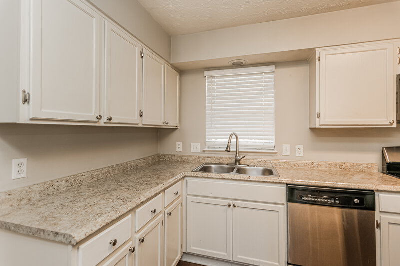 2,165/Mo, 1902 Shadbark Court NW Acworth, GA 30102 Kitchen View