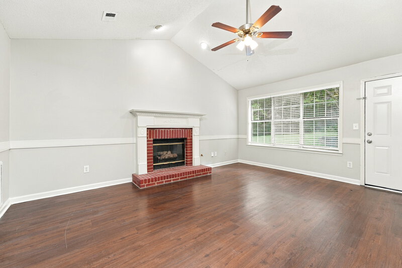 2,270/Mo, 900 Lauren Kay Ct Lawrenceville, GA 30046 Family Room View