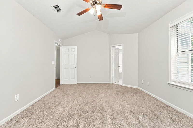 2,270/Mo, 900 Lauren Kay Ct Lawrenceville, GA 30046 Primary Bedroom View 2