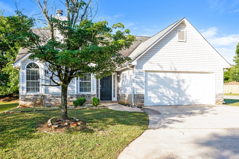 1,915/Mo, 1785 Neighborhood Walk McDonough, GA 30252 Front View