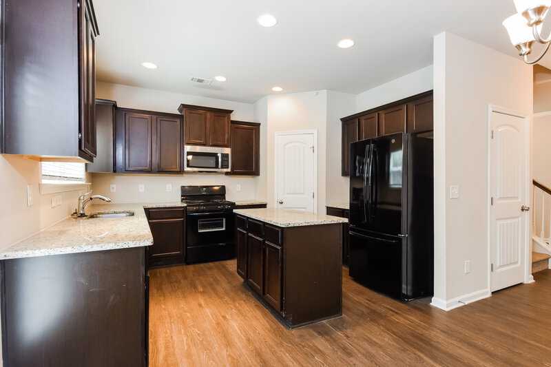 1,900/Mo, 220 Foggy Creek Lane Hiram, GA 30141 Kitchen View 2