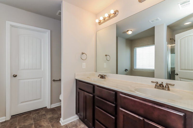 1,965/Mo, 220 Foggy Creek Lane Hiram, GA 30141 Main Bathroom View