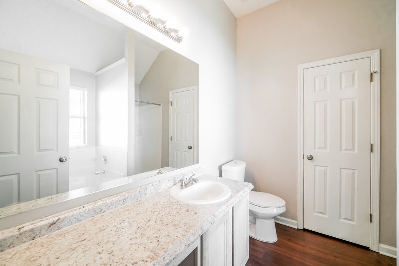 1,925/Mo, 3865 Crowned Eagle Way Douglasville, GA 30135 Main Bathroom View