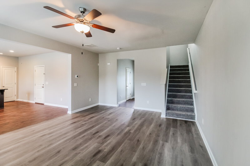 2,980/Mo, 203 Fern Walk Lawrenceville, GA 30045 Living Room View 2