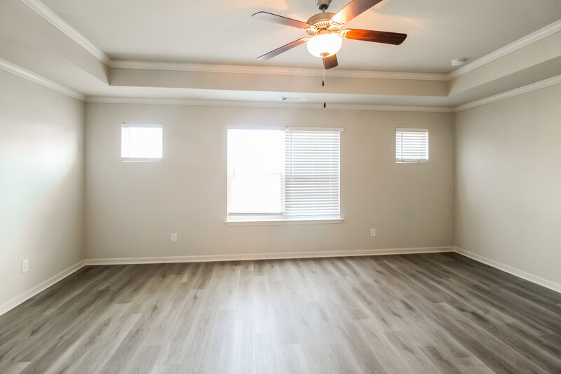 2,250/Mo, 223 Fern Walk Lawrenceville, GA 30045 Main Bedroom View