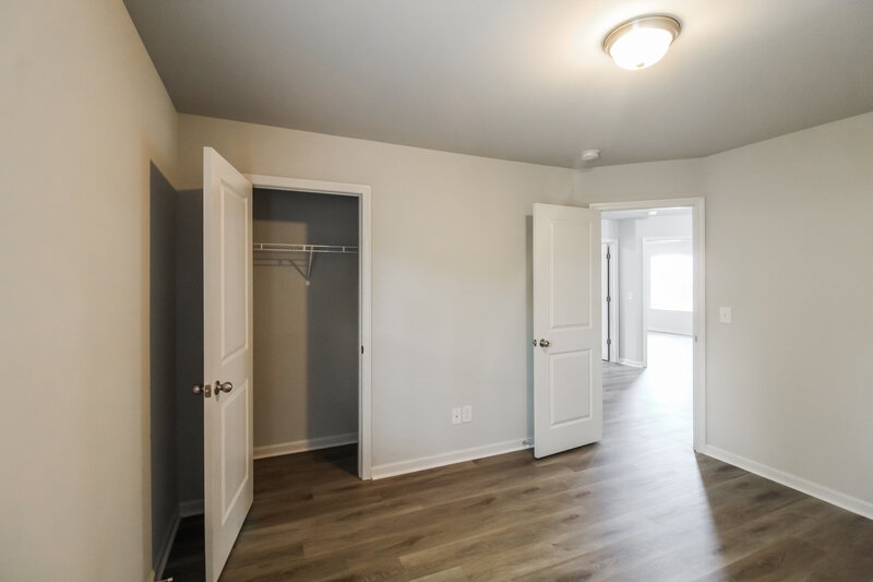 2,250/Mo, 223 Fern Walk Lawrenceville, GA 30045 Bedroom View 4