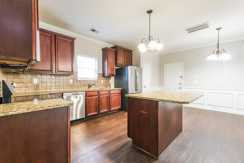 2,610/Mo, 121 Tyre Drive McDonough, GA 30253 Kitchen View