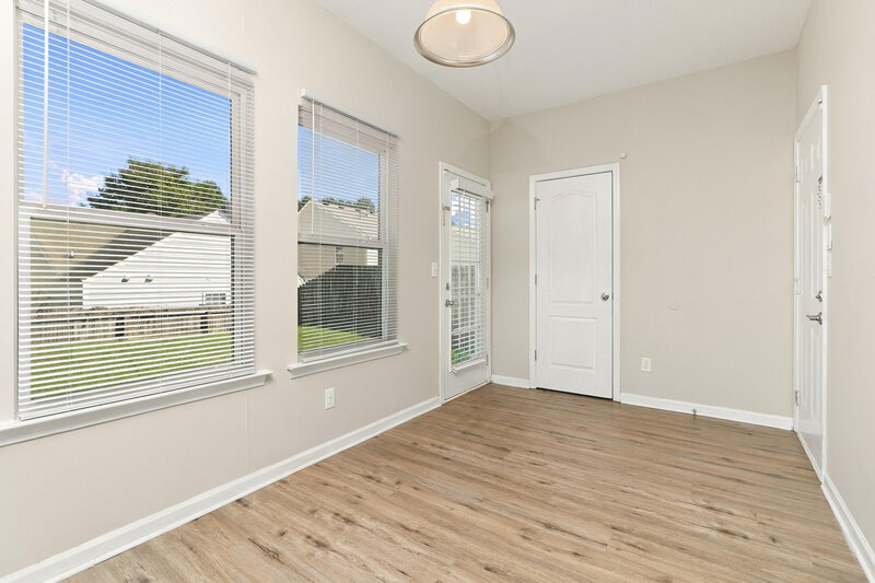 1,810/Mo, 67 Hill Side Way Hiram, GA 30141 Dining Room View 2