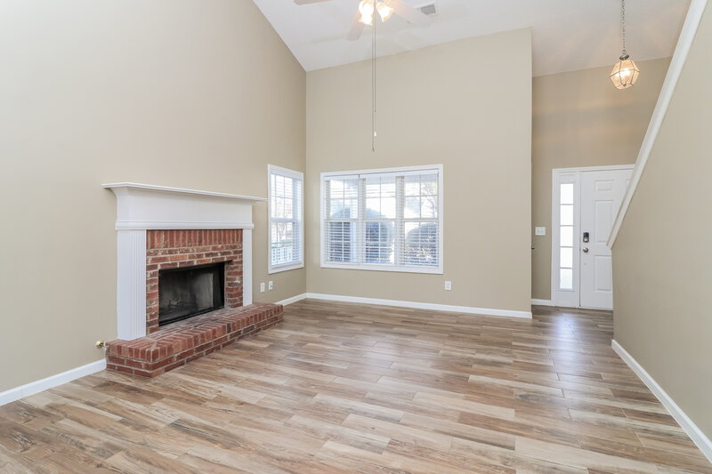 1,590/Mo, 240 Greystone Cir HIram, GA 30141 Living Room View 3