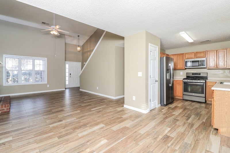 1,590/Mo, 240 Greystone Cir HIram, GA 30141 Dining Room View 2