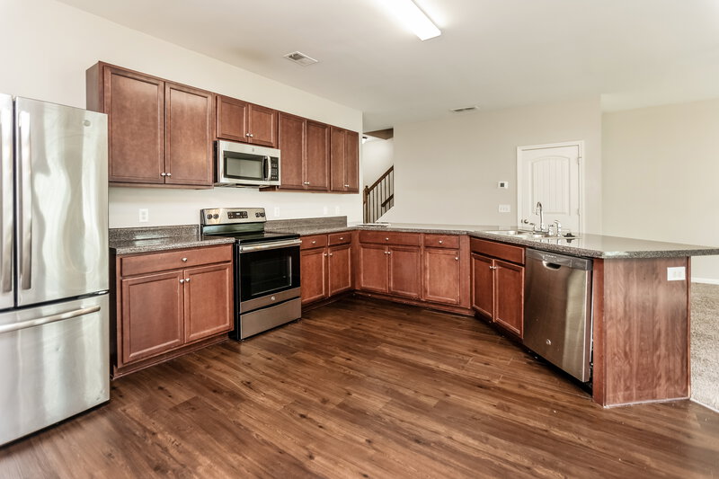 2,590/Mo, 59 Howard Ave Cartersville, GA 30121 Kitchen View