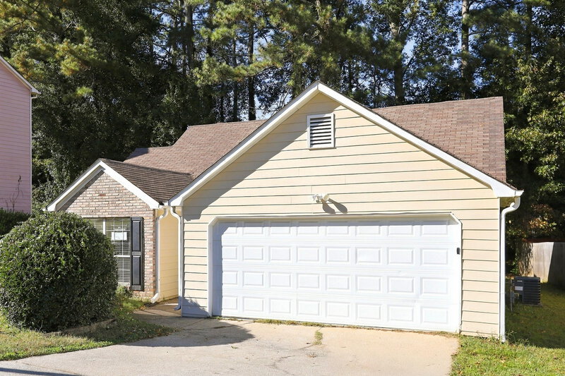 1,905/Mo, 2158 Denson Ln SW Marietta, GA 30008 Front View