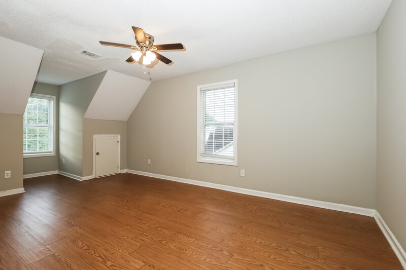 2,600/Mo, 11081 Knotty Pine Place Hampton, GA 30228 Main Bedroom View 2