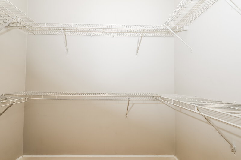 2,600/Mo, 11081 Knotty Pine Place Hampton, GA 30228 Closet View 2