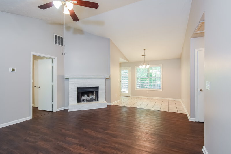 1,985/Mo, 3247 Valley View Lane Powder Springs, GA 30127 Living Room View 3