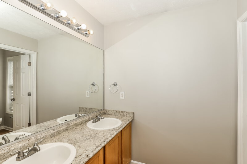 2,130/Mo, 416 Heathcliff Court McDonough, GA 30253 Bathroom View