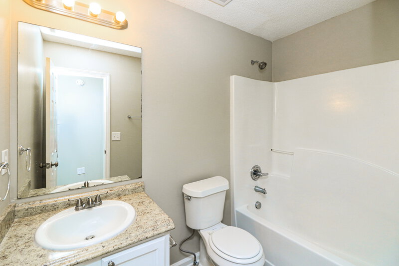 3,110/Mo, 4631 Glider Circle Douglasville, GA 30135 Bathroom View