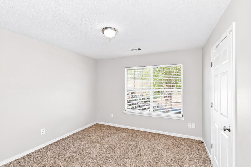 1,940/Mo, 1077 Meadow Glen Cir Fairburn, GA 30213 Bedroom View 2