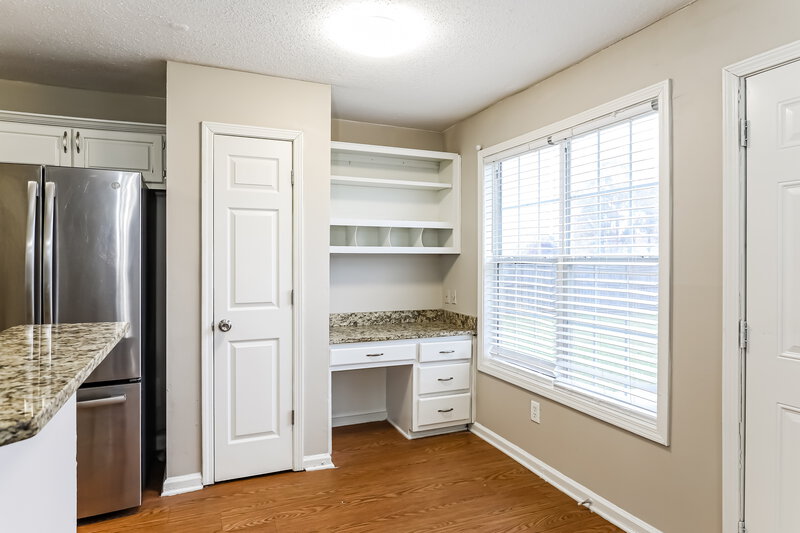 2,090/Mo, 135 Bo Simpson Pkwy McDonough, GA 30253 Breakfast Nook View