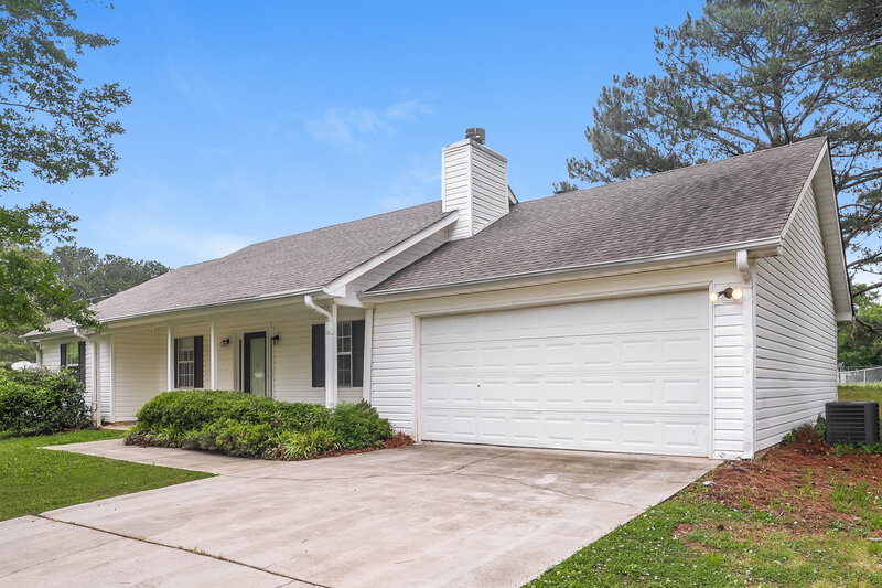 2,520/Mo, 82 Eva Dr Hampton, GA 30228 Front View