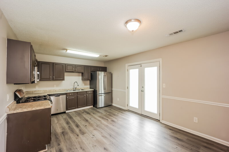 2,520/Mo, 82 Eva Dr Hampton, GA 30228 Dining Room View