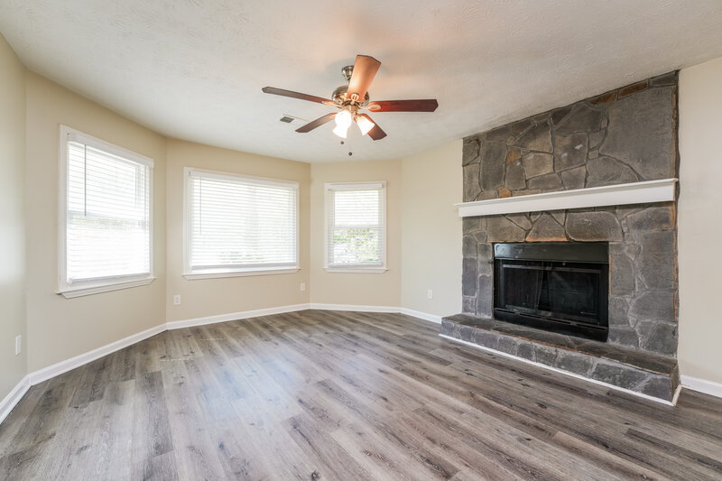 1,845/Mo, 1477 Cherry Hill Road SW Conyers, GA 30094 Living Room View