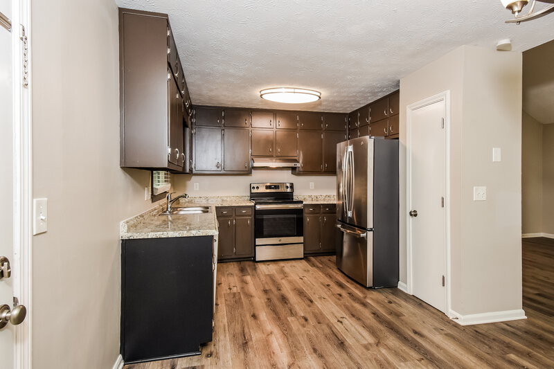 2,170/Mo, 1471 Daniel Ln Lawrenceville, GA 30046 Kitchen View