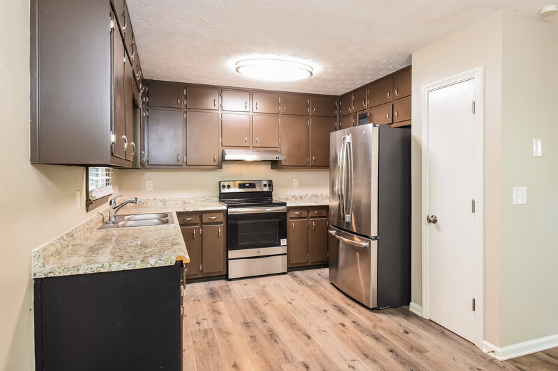 1,855/Mo, 1471 Daniel Ln Lawrenceville, GA 30046 Kitchen View