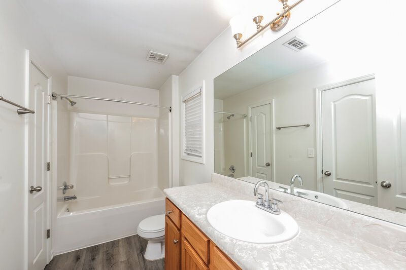 1,685/Mo, 145 Whetstone Way Villa Rica, GA 30180 Main Bathroom View