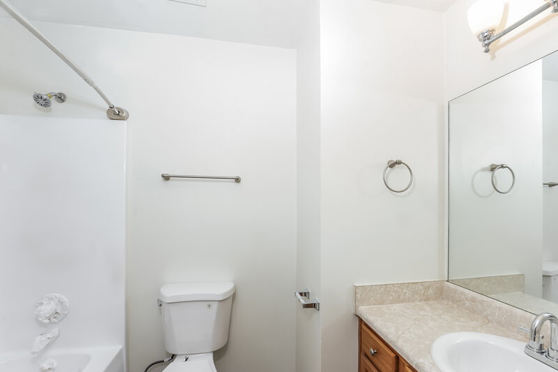 1,685/Mo, 145 Whetstone Way Villa Rica, GA 30180 Bathroom View