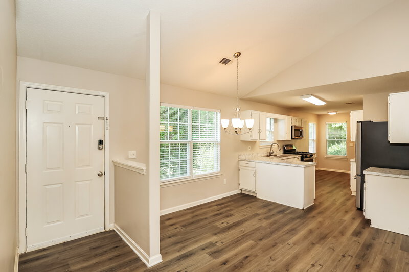 1,690/Mo, 1310 Waterton Trl Douglasville, GA 30134 Living Room View 2