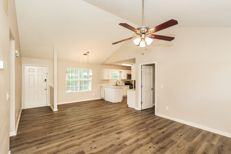1,690/Mo, 1310 Waterton Trl Douglasville, GA 30134 Living Room View 3