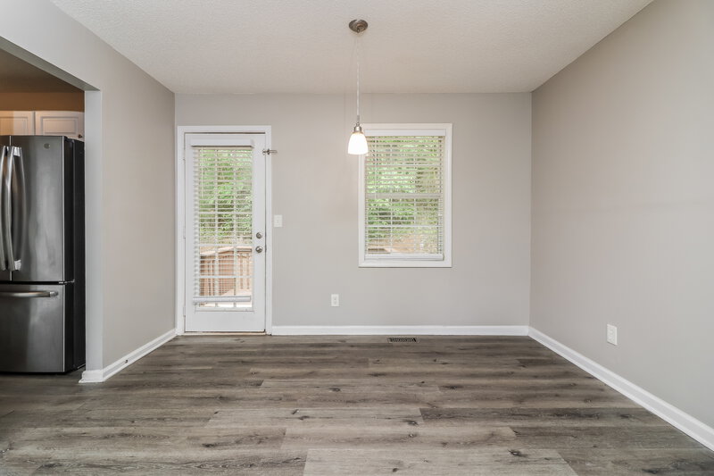 1,700/Mo, 213 Hampton Drive Dallas, GA 30132 Dining Room View