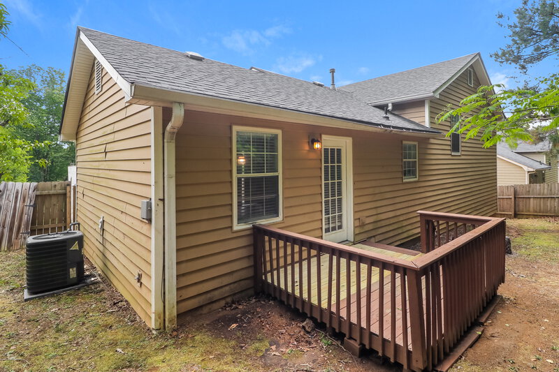 1,700/Mo, 213 Hampton Drive Dallas, GA 30132 Rear View