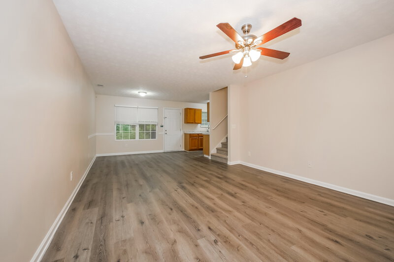 1,850/Mo, 5100 Tussahaw Xing McDonough, GA 30252 Living Room View 3