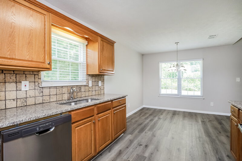 1,920/Mo, 306 Ashley Manor Way Stockbridge, GA 30281 Kitchen View 2