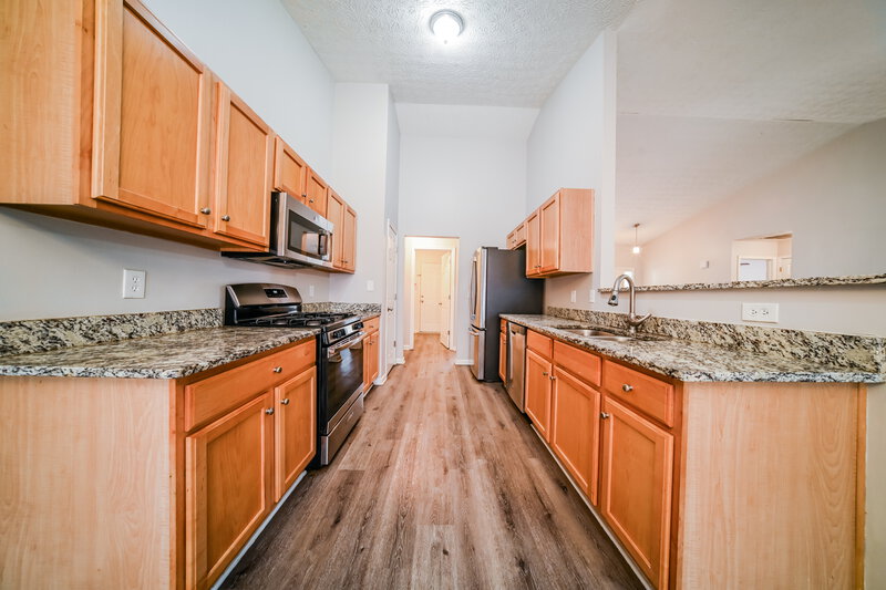 1,890/Mo, 5324 Paddington Lane Powder Springs, GA 30127 Kitchen View 2