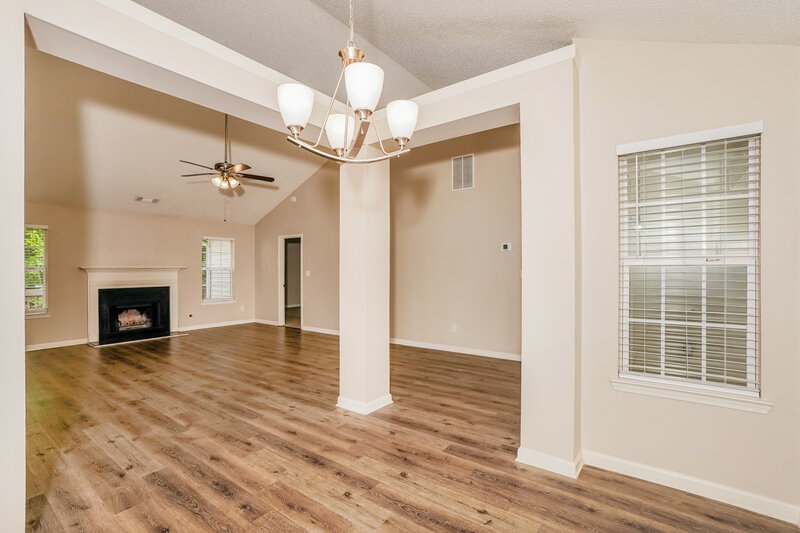 2,070/Mo, 824 Summit Park Trl McDonough, GA 30253 Dining Room View