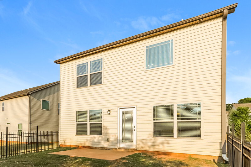 2,180/Mo, 1104 Jury Ct Locust Grove, GA 30248 Rear View