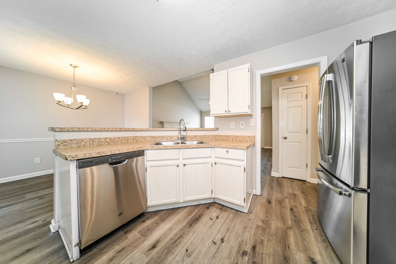 1,905/Mo, 642 Beaver Run Trace McDonough, GA 30253 Kitchen View